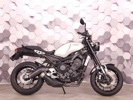 2018 Yamaha XSR900, серебристый, 649000 рублей, вид 3
