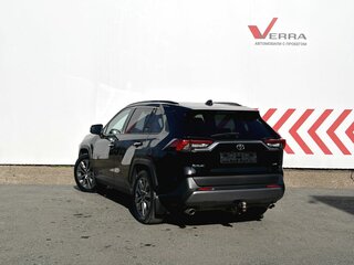 2020 Toyota RAV4 V (XA50), чёрный, 2740000 рублей, вид 3