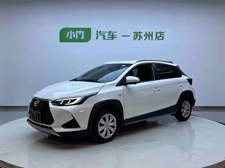 2022 Toyota Yaris IV, белый, 1280111 рублей, вид 1