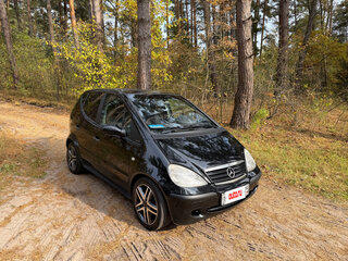 2000 Mercedes-Benz A-Класс 190 I (W168), чёрный, 455000 рублей, вид 3