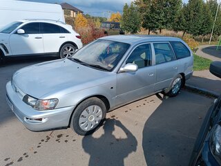 1996 Toyota Corolla VII (E100), серебристый, 320000 рублей, вид 1