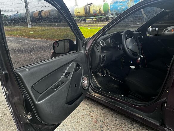 2012 Lada (ВАЗ) Granta I, красный, 250000 рублей - вид 9