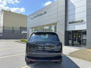 2025 Land Rover Range Rover P530 MHEV Long V, чёрный, 25500000 рублей, вид 3