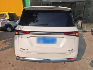 2022 Wuling Jiachen, белый, 1260000 рублей, вид 5