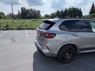 2020 BMW X5 M Competition III (F95), серебристый, 11000000 рублей, вид 4