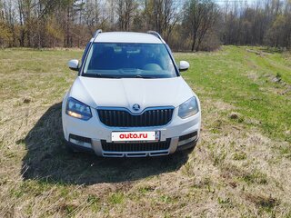 2014 Skoda Yeti I Рестайлинг, белый, 825000 рублей, вид 2