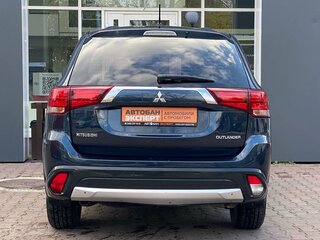 2016 Mitsubishi Outlander III Рестайлинг 2, синий, 1649000 рублей, вид 4