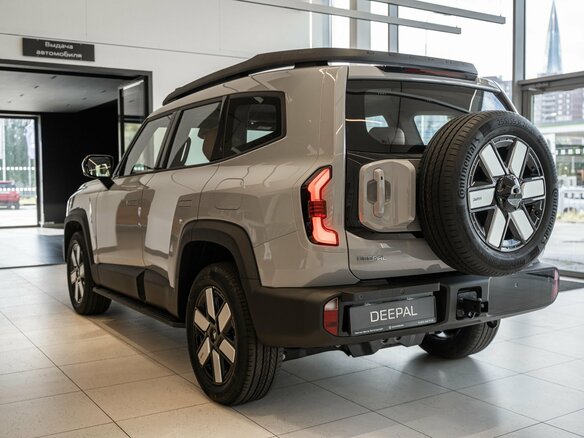 2025 Changan Deepal G318 I, серый, 5740000 рублей - вид 7