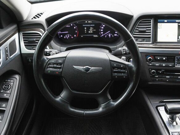 2019 Genesis G80 I, белый, 2500000 рублей - вид 14