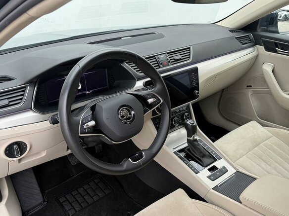 2020 Skoda Superb III Рестайлинг, серый, 2399000 рублей - вид 10
