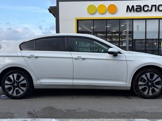2016 Volkswagen Passat B8, белый, 1750000 рублей, вид 3