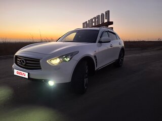 2013 Infiniti FX37 II (S51) Рестайлинг, белый, 2300000 рублей, вид 1