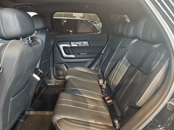 2026 Jaecoo J7 I Рестайлинг, чёрный, 3079000 рублей - вид 9