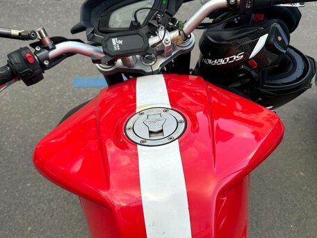 2013 MV Agusta Brutale 800, красный, 500000 рублей, вид 1
