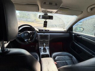 2013 Volkswagen Passat EcoFuel B7, чёрный, 600000 рублей, вид 3