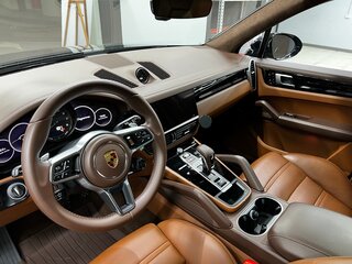 2021 Porsche Cayenne E-Hybrid III, чёрный, 10700000 рублей, вид 4