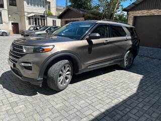 2020 Ford Explorer VI, коричневый, 2700000 рублей, вид 2