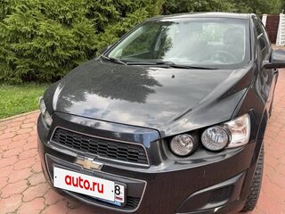 2013 Chevrolet Aveo II, чёрный, 700000 рублей, вид 1