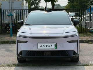 2026 Toyota bZ3X 50 kWh, серый, 2100000 рублей, вид 2