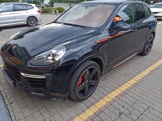 2016 Porsche Cayenne GTS II Рестайлинг (958), чёрный, 4900000 рублей, вид 3