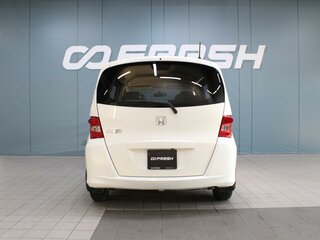 2010 Honda Freed I, белый, 895000 рублей, вид 4