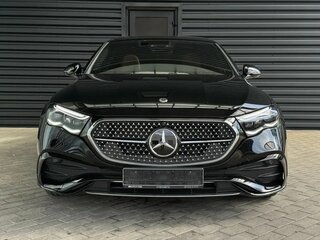 2025 Mercedes-Benz E-Класс 300 VI (W214, S214), чёрный, 8390000 рублей, вид 2