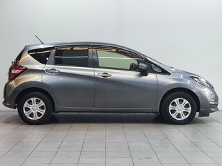 2019 Nissan Note II Рестайлинг, серый, 990000 рублей, вид 4