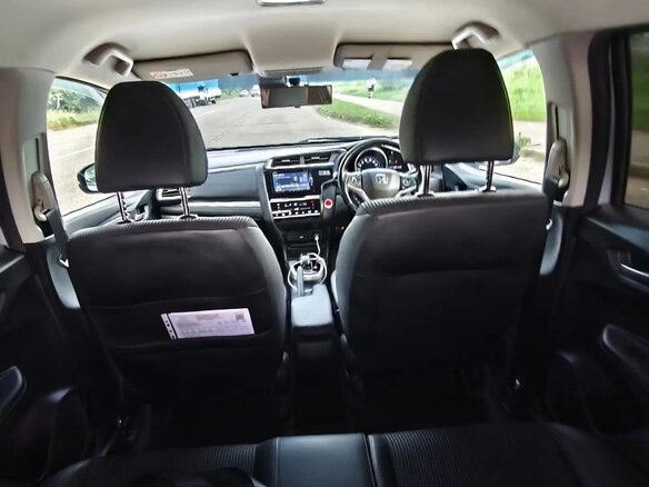 2018 Honda Fit III Рестайлинг, серый, 1350000 рублей - вид 30