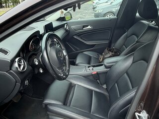 2017 Mercedes-Benz GLA 250 I (X156) Рестайлинг, коричневый, 2150000 рублей, вид 3