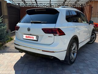 2019 Volkswagen Tiguan II, белый, 2550000 рублей, вид 3