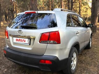 2011 Kia Sorento II, серебристый, 1290000 рублей, вид 4