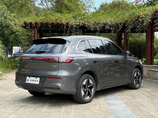 2026 Geely Galaxy E5 60.22 kWh, серый, 2517000 рублей, вид 4