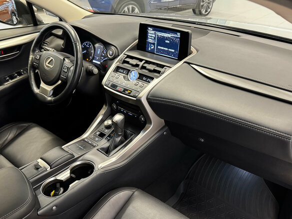 2019 Lexus NX 300 I Рестайлинг, серый, 3120000 рублей - вид 9