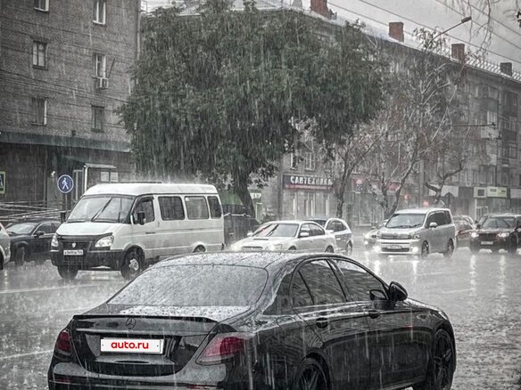 2019 Mercedes-Benz E-Класс 200 V (W213, S213, C238), чёрный, 3850000 рублей - вид 4