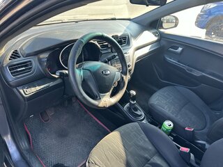 2015 Kia Rio III Рестайлинг, серый, 490000 рублей, вид 5