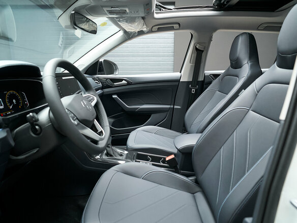 2026 Volkswagen Tharu XR 300 TSI, белый, 3090000 рублей - вид 14