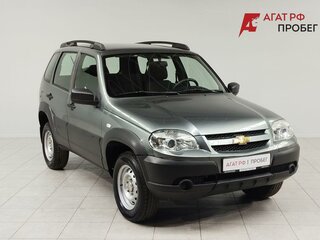 2018 Chevrolet Niva I Рестайлинг, серый, 712000 рублей, вид 3