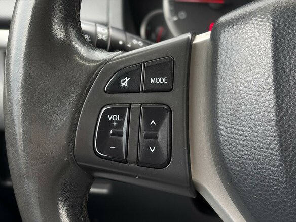 2011 Suzuki Swift IV, белый, 710000 рублей - вид 16