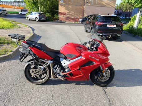 2001 Honda VFR 800, красный, 465000 рублей, вид 2