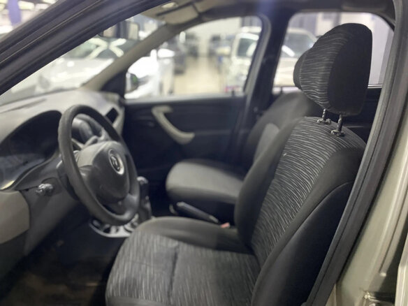 2011 Renault Logan I Рестайлинг, бежевый, 250000 рублей - вид 7