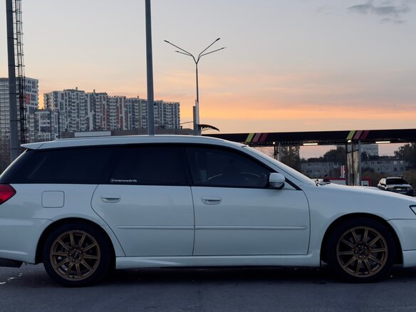 2005 Subaru Legacy IV, белый, 1300000 рублей - вид 3