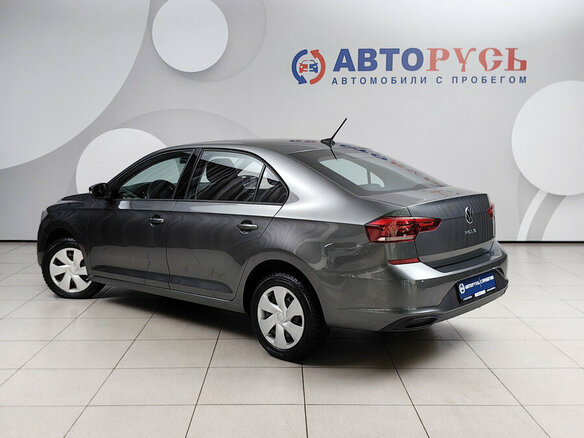 2020 Volkswagen Polo VI, серый - вид 2