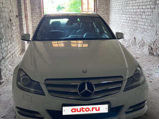 2013 Mercedes-Benz C-Класс 250 III (W204) Рестайлинг, белый, 2000000 рублей, вид 1