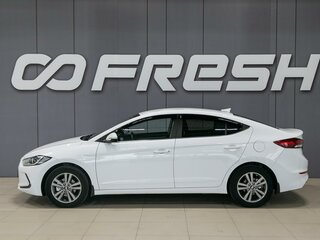 2018 Hyundai Elantra VI (AD), белый, 1540000 рублей, вид 4