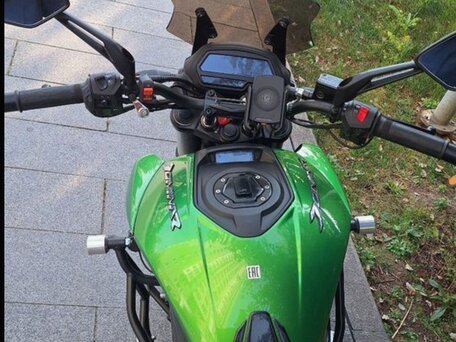 2021 Bajaj Dominar 400, зелёный, 368000 рублей, вид 1