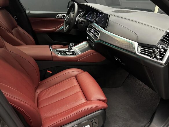 2020 BMW X6 40i III (G06), коричневый, 8190000 рублей - вид 28