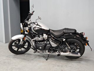 2026 Royal Enfield Super Meteor, серый, 773000 рублей, вид 1
