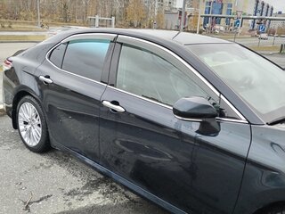 2018 Toyota Camry VIII (XV70), синий, 2750000 рублей, вид 4