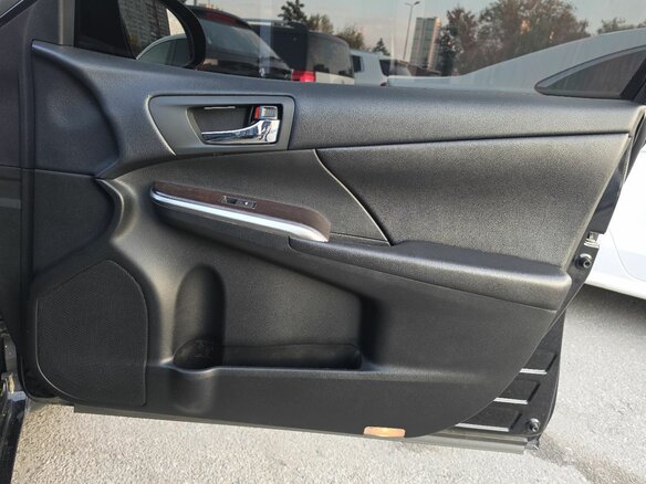2017 Toyota Camry VII (XV50) Рестайлинг, чёрный, 2099000 рублей - вид 26
