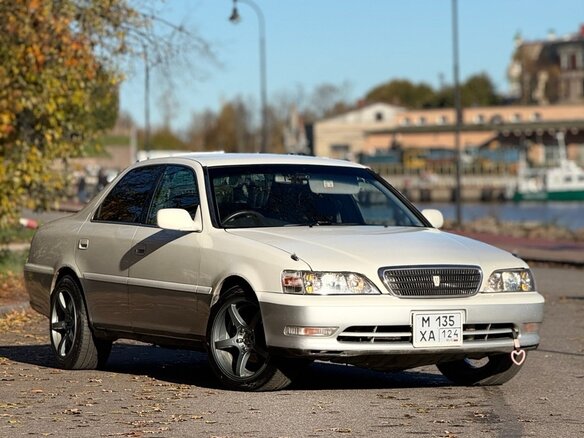 1998 Toyota Cresta V (X100) Рестайлинг, белый, 780000 рублей